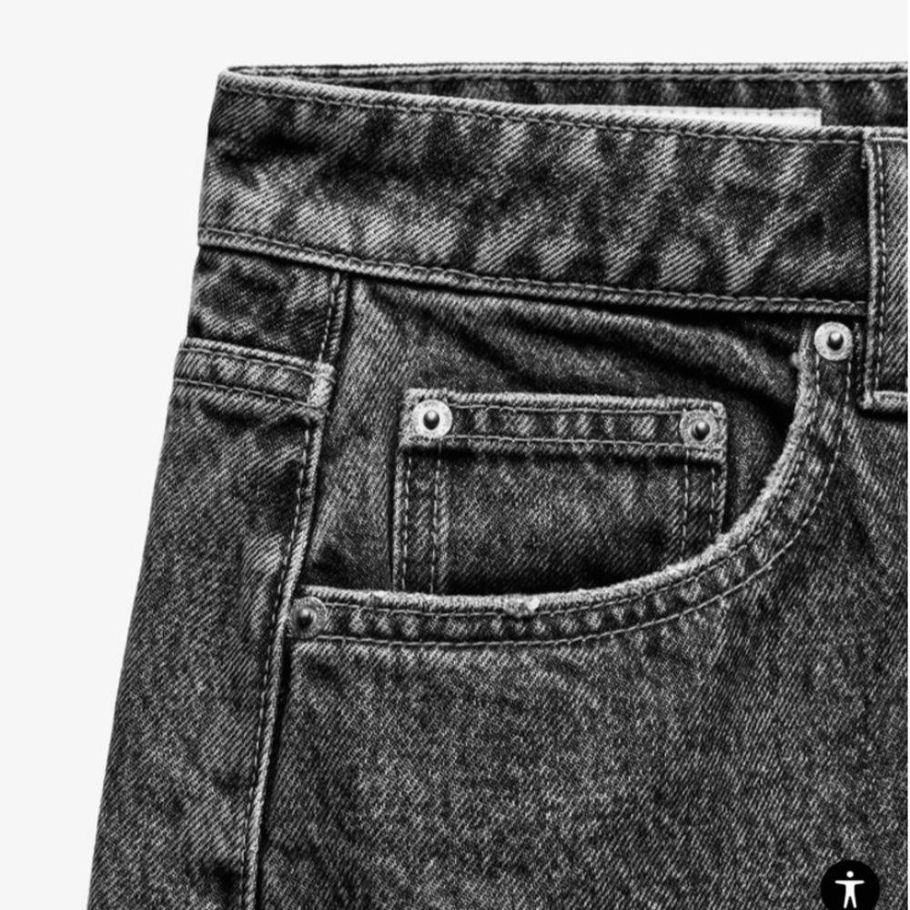 ZARA TRF MID-RISE DENIM SHORTS - BERMUDA SHORTS 90s - Picture 8 of 9